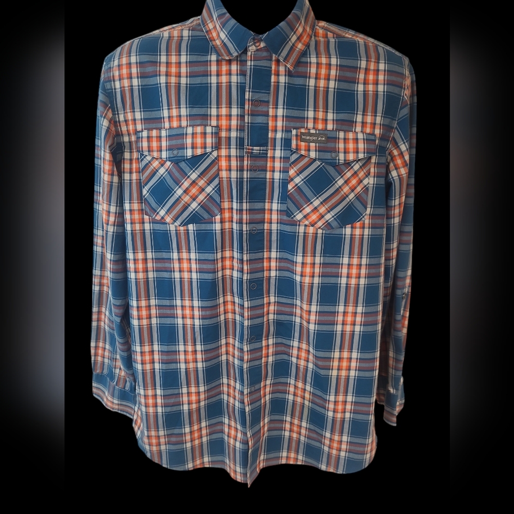 Wrangler Outdoor Men's Long Sleeve Snap Button Down Shirt Size M